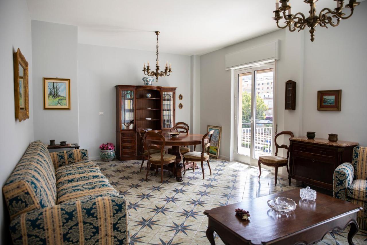 Amurusanza Cefalu Bagian luar foto